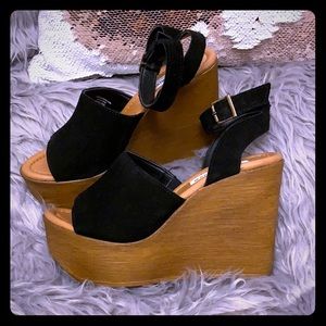 Steve Madden Kamry Wedge